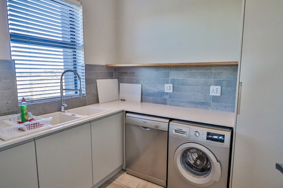 3 Bedroom Property for Sale in Shark Bay Estate Western Cape